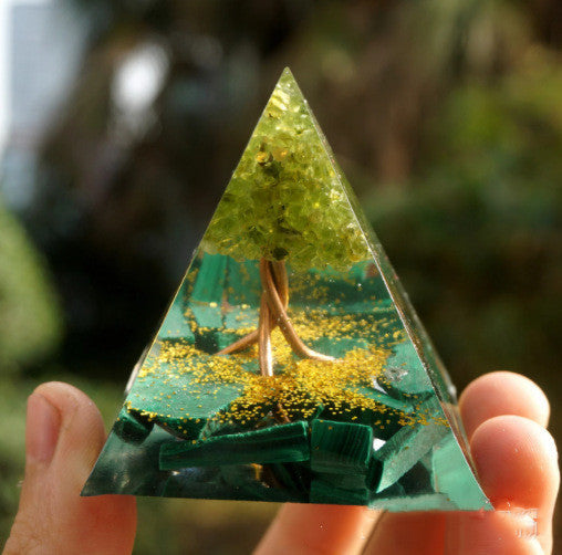 Natural Crystal Gravel Pyramid Energy Tower – Healing Stone Home Decoration