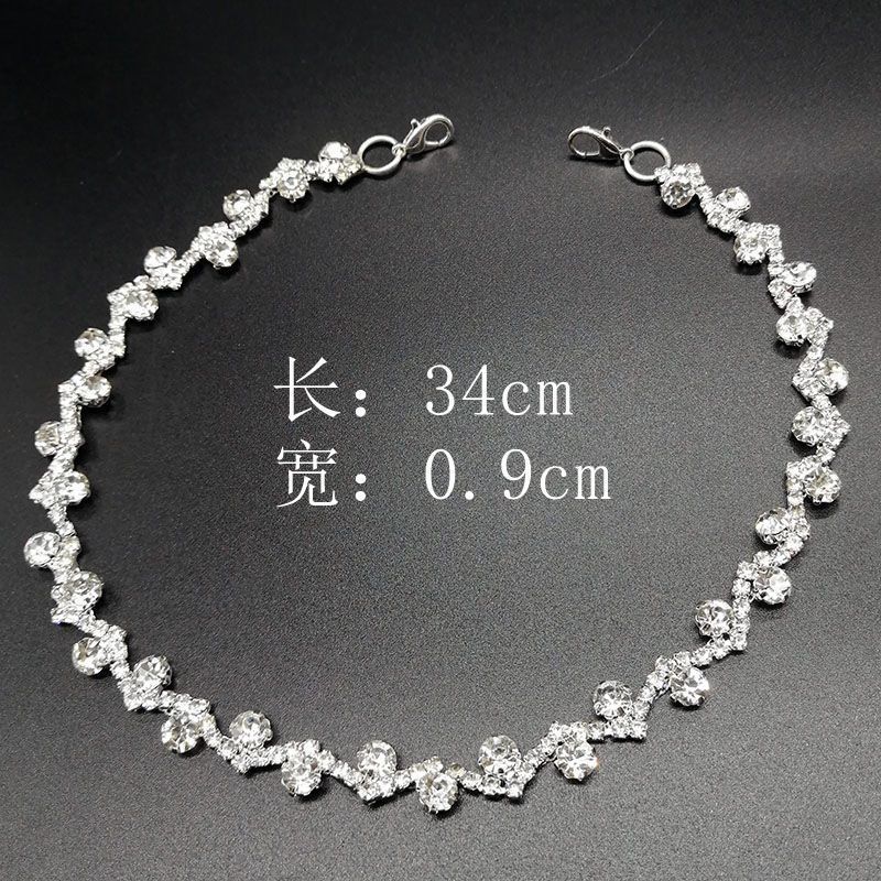 High-End Sparkling Diamond Collar Necklace – Light Luxury Detachable Choker for Elegant Women
