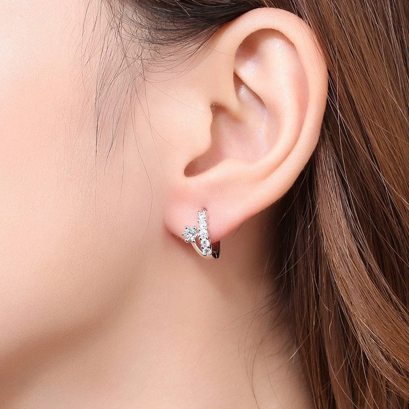 Women’s Simple Earrings – Minimalist and Versatile Jewelry Gift for Daily Elegance